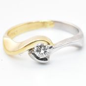 18CT GOLD & DIAMOND RING