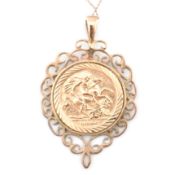 HALLMARKED 9CT GOLD MOUNTED ST CHRISTOPHER PENDANT NECKLACE