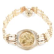 MOUNTED 1982 HALF SOVEREIGN BRACELET WITH HEART PADLOCK CLASP