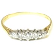 HALLMARKED 18CT GOLD & DIAMOND FIVE STONE RING