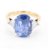 18CT GOLD CEYLON SAPPHIRE & DIAMOND COCKTAIL RING
