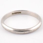 PLATINUM BAND RING