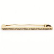 14CT GOLD ENGRAVED BAR BROOCH PIN CASED