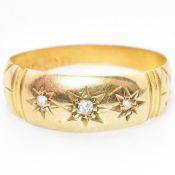 VICTORIAN HALLMARKED 18CT GOLD & DIAMOND GYPSY RING