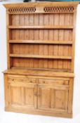 LARGE EARLY 20TH CENTURY IRISH PINE DRESSER