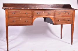 EARLY 19TH CENTURY REGENCY MAHOGANY SIDEBOARD / DESK