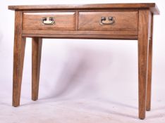 CONTEMPORARY FARMHOUSE HALL / CONSOLE TABLE