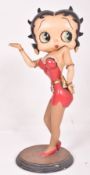 VINTAGE FLOOR STANDING BETTY BOOP FIGURINE WITH TRAY