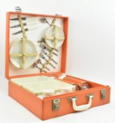 SIRRAM - VINTAGE 1960S CASED PICNIC TRAVEL SET