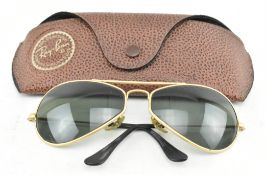 RAY BANS - PAIR OF VINTAGE MENS AVIATOR SUNGLASSES