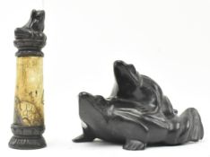 JAPANESE BONE CONTAINER WITH FROG STOPPER & TOAD ORNAMENT