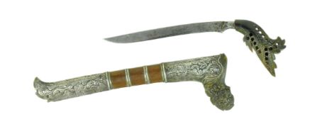 LATE 19TH CENTURY MALAYAN BADE BADE DAGGER