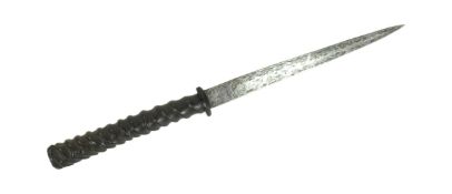EARLY 20TH CENTURY SUDANESE INGESSANA PEOPLE SHORT SWORD
