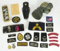 COLLECTION OF ASSORTED MILITARIA