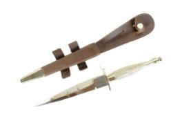 1ST PATTERN FAIRBAIRN SYKES DAGGER - NEW ZEALAND SAS REGIMENT