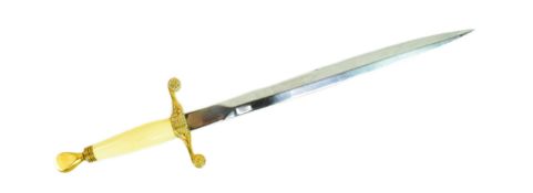 EARLY 20TH CENTURY ENGLISH MASONIC DAGGER