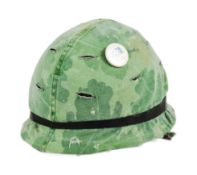 VIETNAM WAR ERA US UNITED STATES M1 CAMO HELMET