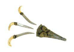 19TH CENTURY SUDANESE MAHDIST PEOPLE TRIPLE DAGGER