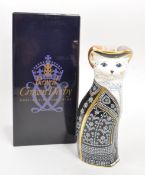 ROYAL CROWN DERBY - LIMITED EDITION PEARLY QUEEN CAT PAPERWEIGHT