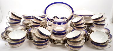 ROYAL WORCESTER - REGENCY BLUE TEA & DINNER SERVICE
