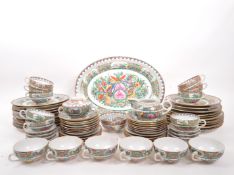 20TH CENTURY CHINESE FAMILLE ROSE TEA & DINNER SERVICE