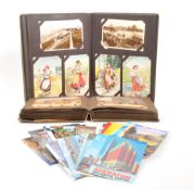 EARLY TO LATE 20TH CENTURY COLLECTION OF POSTACRDS