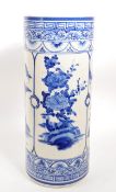 20TH CENTURY JAPANESE BLUE & WHITE UMBRELLA STAND