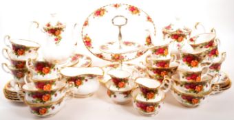 ROYAL ALBERT - OLD COUNTRY ROSES - TEA / COFFEE & DINNER SERVICE