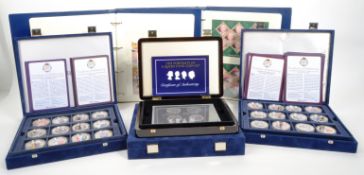 COLLECTION OF GOLD PLATED PHOTOGRAPHIC COINS & COMMEMORATIVE STAMPS