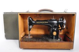 SINGER - 1953 201K SEWING MACHINE