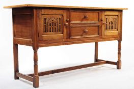 EARLY 20TH CENTURY LIGHT OAK COUNTRY SIDEBOARD
