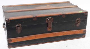 EARLY 20TH CENTURY STEAMER TRUNK