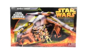 STAR WARS - REVENGE OF THE SITH REPUBLIC GUNSHIP FACTORY SEALED