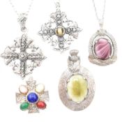 COLLECTION OF VINTAGE CELTIC JEWELLERY INCLUDING MIRACLE