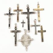 COLLECTION OF 20TH CENTURY CRUCIFIX & CROSS NECKLACE PENDANTS