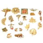 VINTAGE GOLD TONE FLORAL & FOLIATE THEME BROOCHES