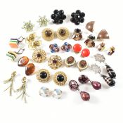 COLLECTION OF VINATGE & MODERN EARRINGS & CLIP ON EARRINGS