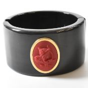 EXTASIA BUFFALO HORN HINGED BANGLE WITH CAMEO