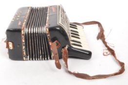GIROTONDO PIGINI - 20TH CENTURY VINTAGE SMALL ACCORDION