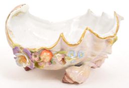 19TH CENTURY MEISSEN CERAMIC SHELL BOWL