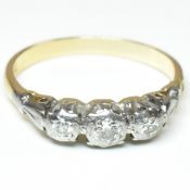 18CT GOLD & DIAMOND THREE STONE RING