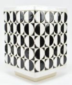 RETRO MID CENTURY CERAMIC PLANT POT / VASE