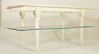 CONTEMPORARY HIGH END DESIGN PAINTED WOOD & GLASS SHOP DISPLAY TABLE COUNTER