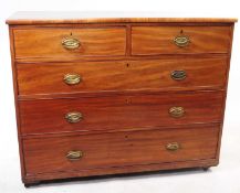 19TH CENTURY GEORGE III MAHOGANY CHEST OF DRAWERS