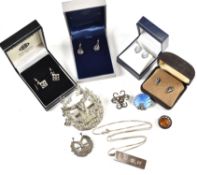 COLLECTION OF SILVER & WHITE METAL JEWELLERY