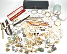 COLLECTION OF COSTUME JEWELLERY & WATCHES