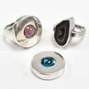 SILVER NECKLACE & TWO SILVER RINGS