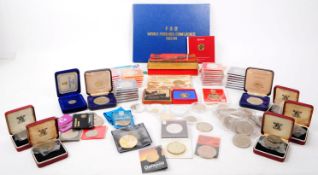 EXTENSIVE COLLECTION OF COMMEMORATIVE COINS