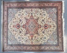 PERSIAN TABRIZ HERIZ DESIGN HAND WOVEN WOOL FLOOR CARPET RUG