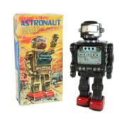 TINPLATE TOYS - VINTAGE JAPANESE ASTRONAUT ROBOT